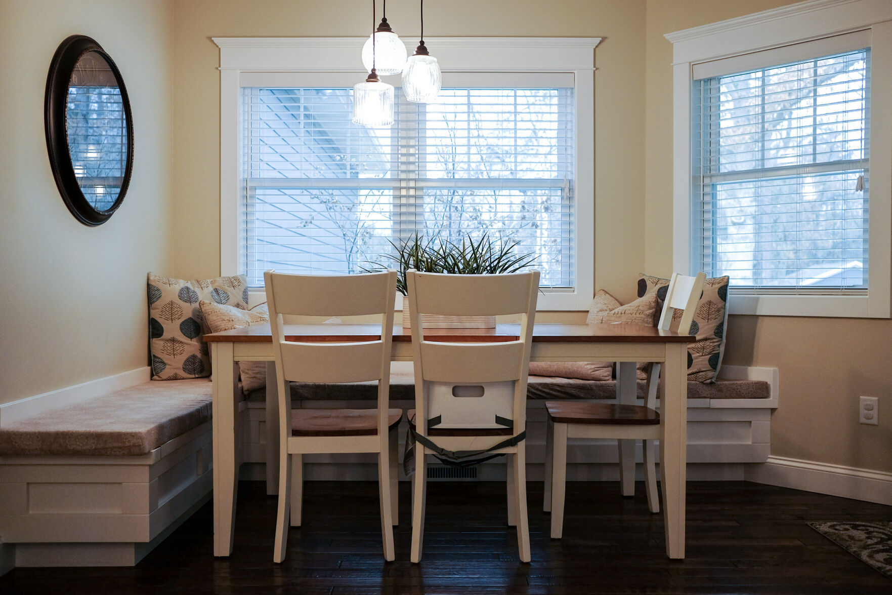 Breakfast nook